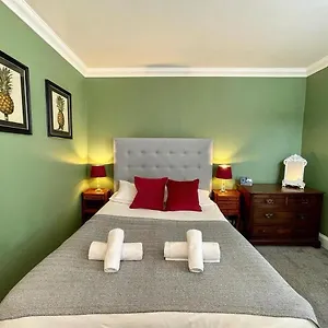 Regency - Marine Square By Crown Gardens Brighton