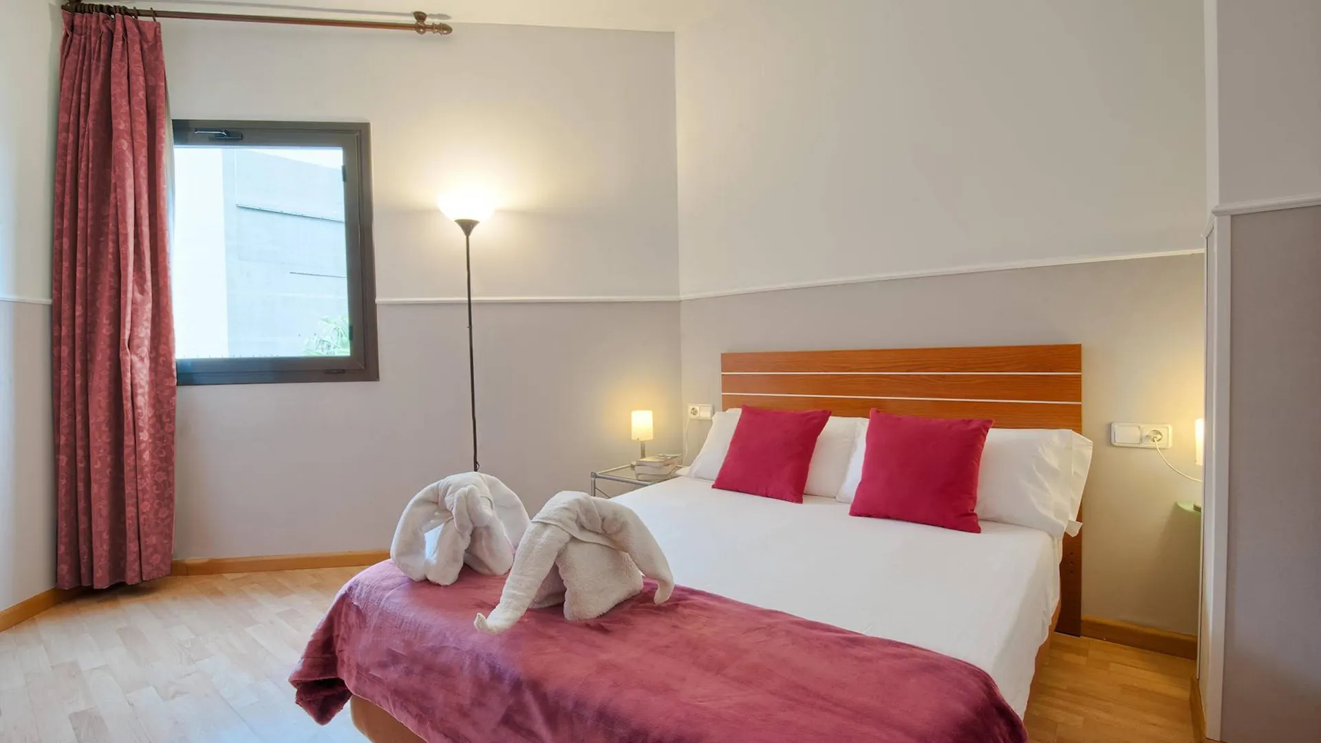 Apartments Sata Park Guell Area Barcelona Spain